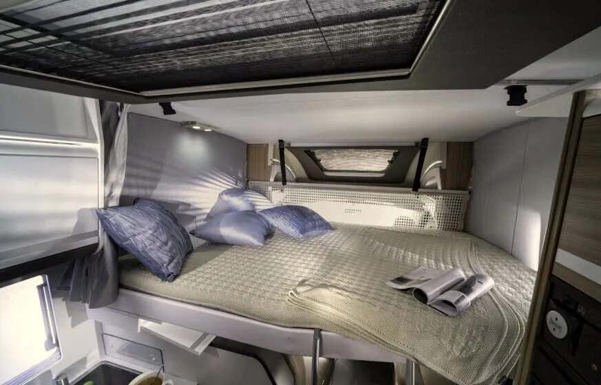 ADRIA MATRIX AXESS 670 SL — photo 13