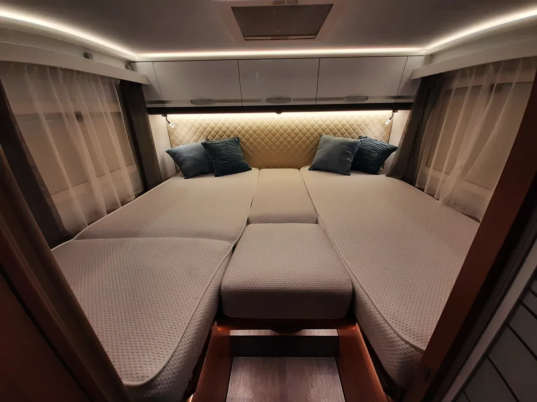ADRIA MATRIX AXESS 670 SL — photo 15