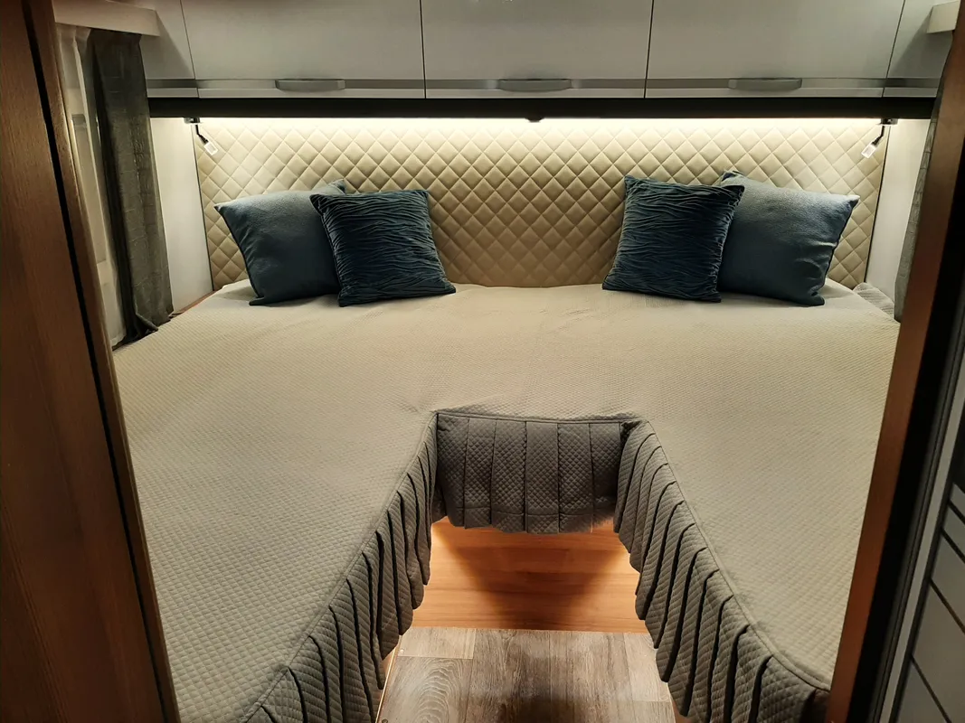 ADRIA MATRIX AXESS 670 SL — photo 16